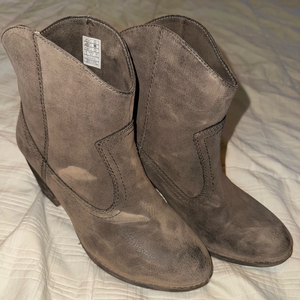 Brown Paisley Lined Shoes